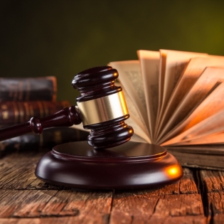 Юридические услуги